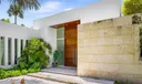 228 Seabreeze Avenue Photo