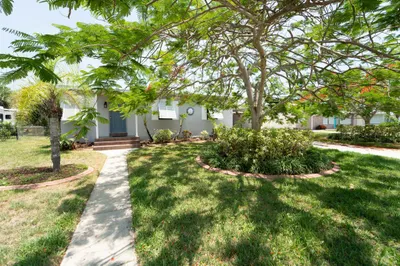 306 Fernandina Street 1