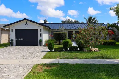 9330 NW 43rd St 1