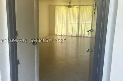3101 N Country Club Dr #107 1