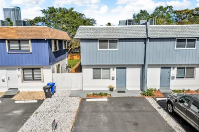 622 SW 7 Avenue #622 1