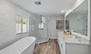 2485 Edward Road Photo