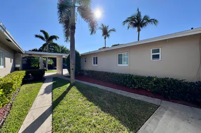 3101 NE 7th Avenue #B 1