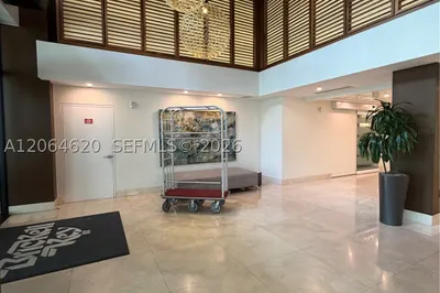 540 BRICKELL KEY DR #617 1