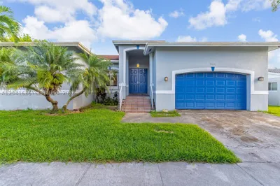 7950 SW 196th Ter 1
