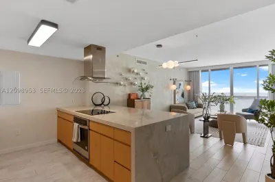 465 Brickell Ave #4905 1