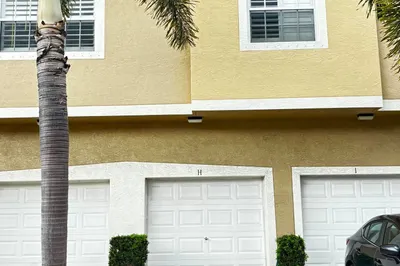 105 Lighthouse Circle #H 1