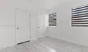 33 E 60th St #B Photo