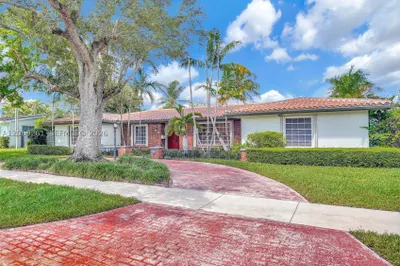 8560 SW 85th Ave 1