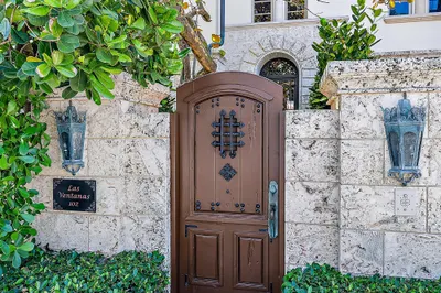 102 Gulfstream Road 1