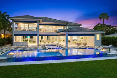 19013 SE Jupiter River Drive 1