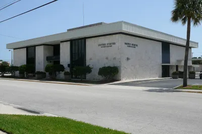 300 S. 6th St. front of building photo