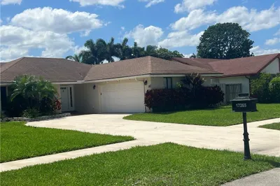 17265 Lake Park Rd 1