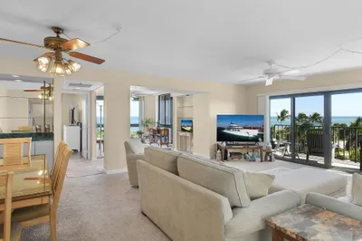 801 S Ocean Drive 1