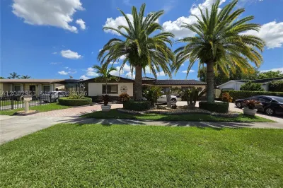 8450 NW 178th St 1