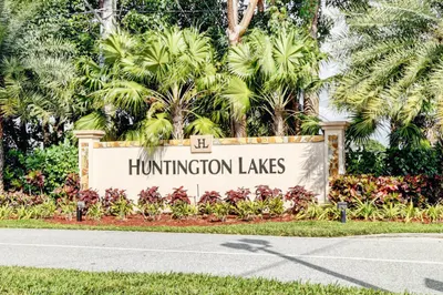 7270 Ashford Place #307 1