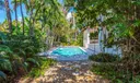 296 Ocean Blvd Photo