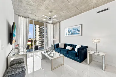 300 S Australian Avenue #1404 1