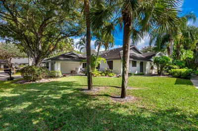 10074 Hickorywood Place 1