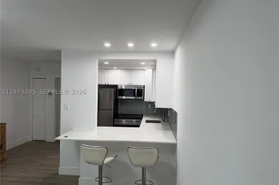 926 Michigan Ave #12 1
