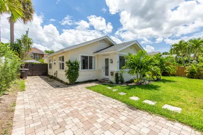 210 Malverne Road 1