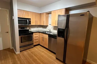 713 SE 18TH Street #1-5 1