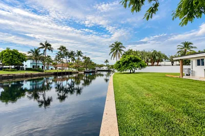 259 SE 4th Avenue 1
