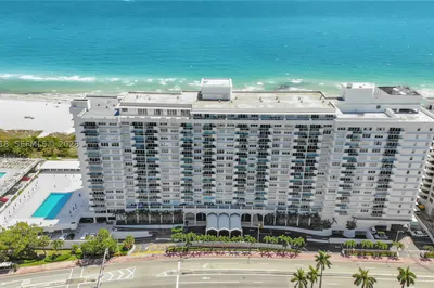 5601 Collins Ave #711 1