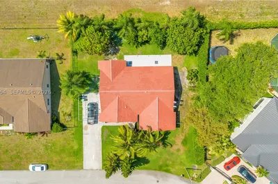 15241 SW 150th St 1