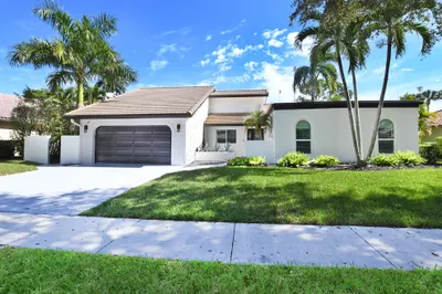 2732 NW 27th Ave 1