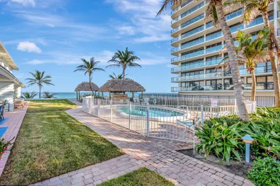 2711 S Ocean Boulevard #0020 1