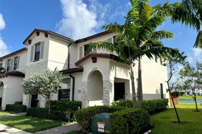 10020 SW 228th Ter 1