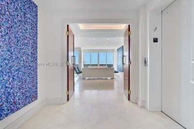 9601 Collins Ave #PH206 1