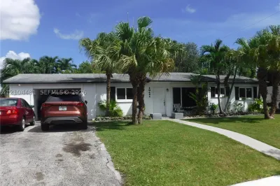 10451 SW 202nd Ter 1