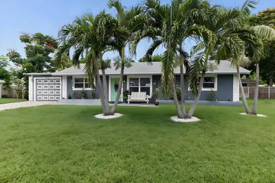 415 SW 7th Court 1