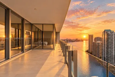 300 Biscayne Boulevard Way #3304C 1
