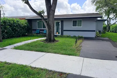 1982 SW 68th Terrace 1