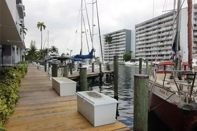 Dock