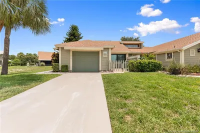 1496 SE Colchester Circle 1