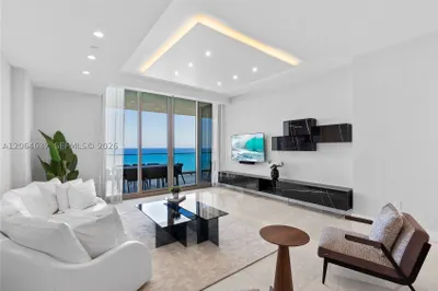 17901 Collins Ave #1803 1