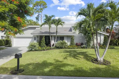 824 Foxpointe Circle 1