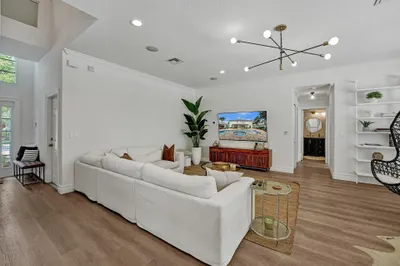 7360 Serrano Terrace 1