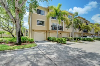 300 Crestwood Court N #307 1