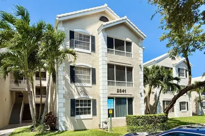 2841 N Oakland Forest Drive #107 1