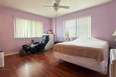 8020 Hampton Blvd #401 1