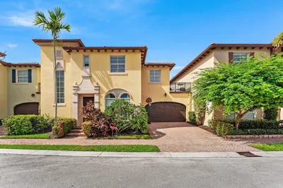 115 Via Poinciana Lane 1