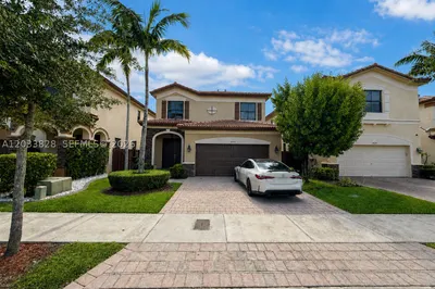 8858 NW 101st Pl 1