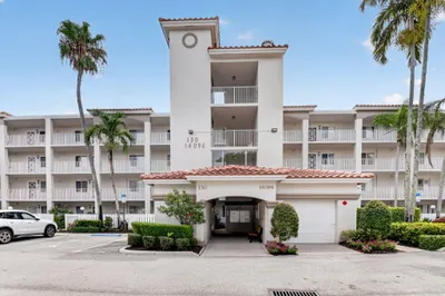 14096 Huntington Pointe Drive #309 1