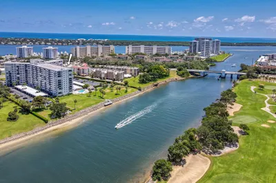 336 Golfview Road #1011 1