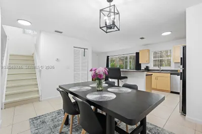 2303 SW 87th Ter 1